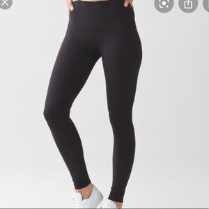 Lululemon Wunder Under High Rise Leggings size 10